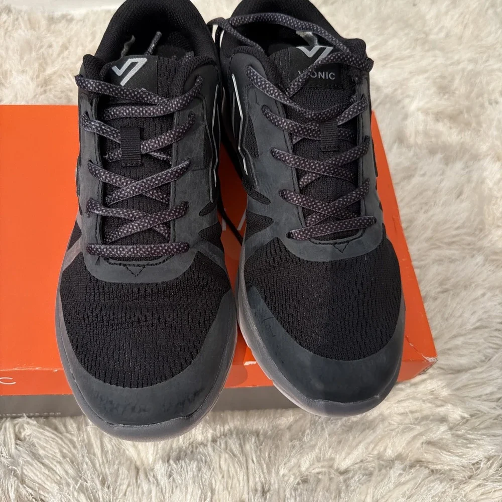 Vionic Women's 335 Miles Sneakers - Black/Mesh - Brand New - Size 10W